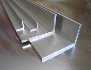 B & T métal aluminium Angle 50 x 30 x 2 mm en ALM gsi0,5 F22 Soudable eloxierfähig Longueur env 1,5 mtr. 1500 mm + 0/-3 mm